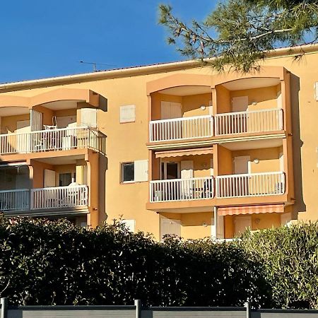 Apartment Newly Renovated Aircond-Wifi-Pool-Sea View-150M To Beaches- サン・エギュルフ エクステリア 写真